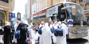 بدء تصعيد حجاج الجمعيات الأهلية إلى مشعر عرفات 1 - جريدة المساء