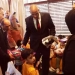 محافظ كفرالشيخ زار دار الأمل للأيتام ويقدم هدايا«الرئيس» للأطفال في عيد الأضحى المبارك 3 - جريدة المساء