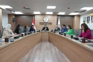 أمل عمار خلال إستقبالها وفد البنك الدولي :تناقش نتائج ورشة عمل «التمكين الاجتماعي والاقتصادي للمرأة في مصر» 21 - جريدة المساء