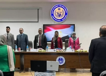 مناقشات ثرية في ملتقي البحوث البيئية بتجارة القناة  19 - جريدة المساء