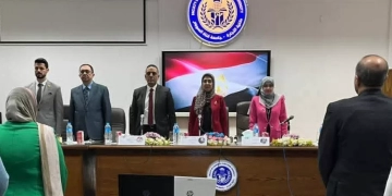 مناقشات ثرية في ملتقي البحوث البيئية بتجارة القناة  1 - جريدة المساء