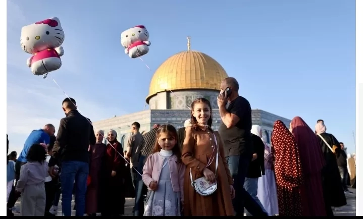 فرحة الفلسطينيين بعيد الأضحى 18 - جريدة المساء