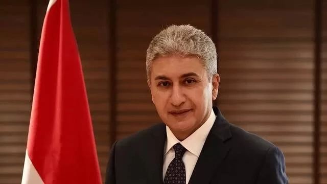 شريف فتحى وزير السياحة والأثار