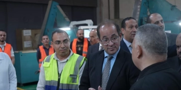 وزير المالية.. يقوم بأول جولة ميدانية بمصلحة «سك العملة» 1 - جريدة المساء