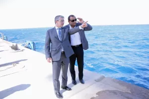 رئيس مصلحة الجمارك .. يقوم بجولة ميدانية بميناء «سفاجا» 21 - جريدة المساء