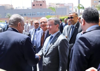 رئيس مصلحة الجمارك .. يقوم بجولة ميدانية بميناء «سفاجا» 21 - جريدة المساء