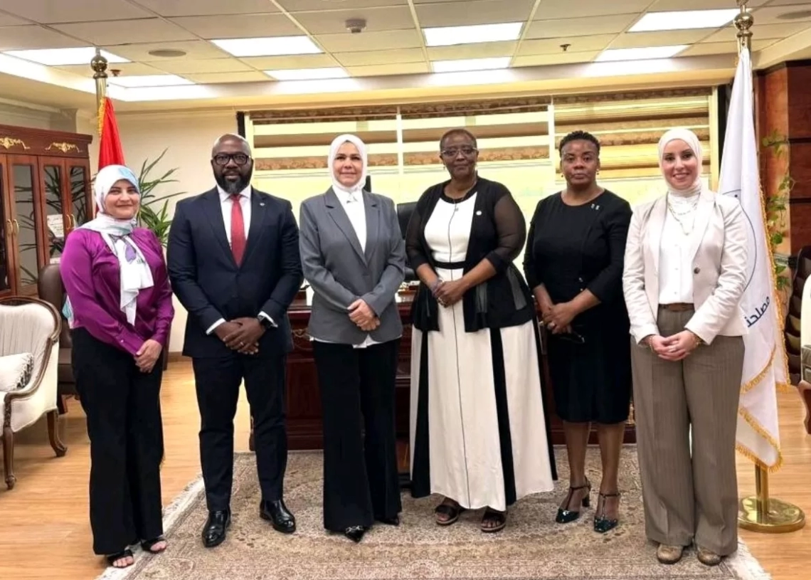 بروتوكول تعاون بين الضرائب المصرية و"الأفريقية" لتعزيز التعاون وتبادل الخبرات 20 - جريدة المساء بروتوكول تعاون بين الضرائب المصرية و"الأفريقية" لتعزيز التعاون وتبادل الخبرات 19 - جريدة المساء