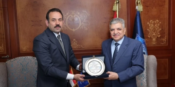 شراكة إستراتيجية بين "قناة السويس" و"مستقبل مصر" لإعادة الحياة للبحيرات المصرية 2 - جريدة المساء شراكة إستراتيجية بين "قناة السويس" و"مستقبل مصر" لإعادة الحياة للبحيرات المصرية 1 - جريدة المساء