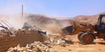 محافظ أسوان يتابع نتائج إزالة التعديات ضمن المرحلة الثانية من الموجة الـ29 .. 1 - جريدة المساء