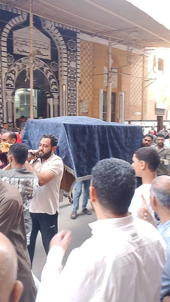 بالبكاء والحزن..تشييع جنازة «بسمة» ضحية طليقها بمنوف 27 - جريدة المساء