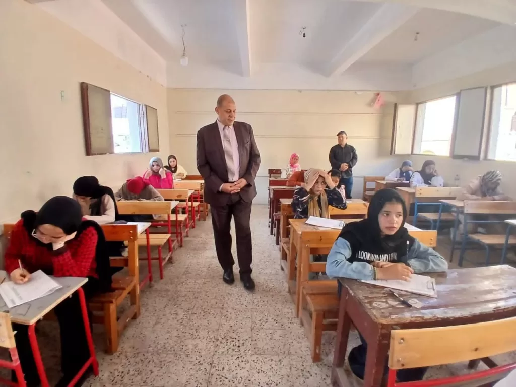 لا شكاوى من امتحان علوم الإعدادية بالمنوفية 21 - جريدة المساء