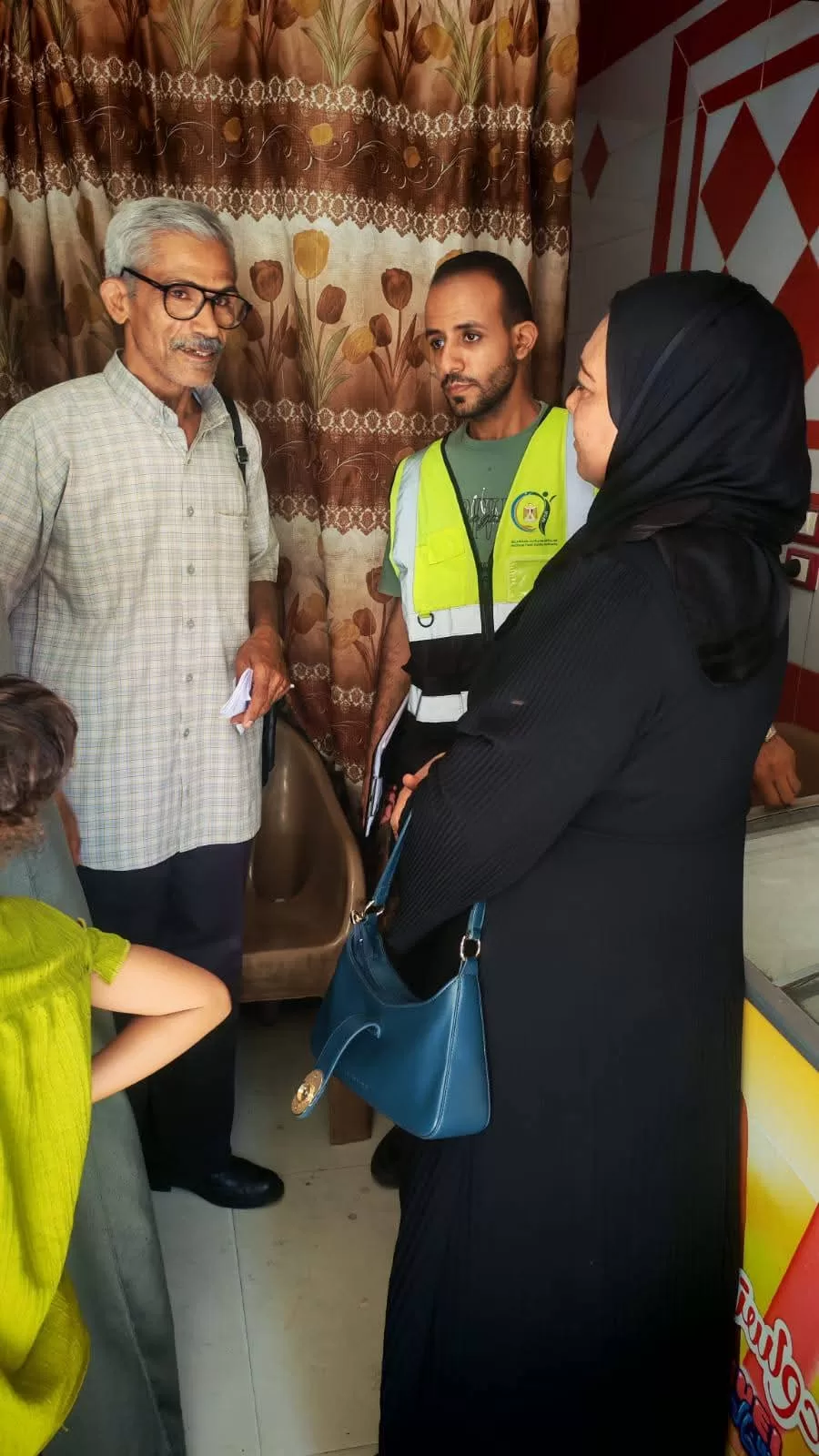 ضبط «ثاني أكسيد التيتانيوم» المحظور داخل عصارات قصب في قنا 27 - جريدة المساء