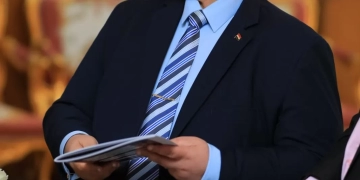 رئيس جامعة كفر الشيخ تفقد منظومة كاميرات مراقبة المدرجات لمتابعة سير الامتحانات 2 - جريدة المساء رئيس جامعة كفر الشيخ تفقد منظومة كاميرات مراقبة المدرجات لمتابعة سير الامتحانات 1 - جريدة المساء