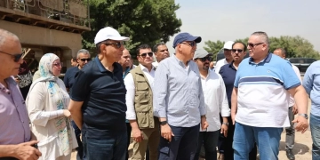 وزير الري ومحافظ المنيا يتفقدان مشروعات الري بالمنيا ويؤكدان سرعة التطوير 2 - جريدة المساء وزير الري ومحافظ المنيا يتفقدان مشروعات الري بالمنيا ويؤكدان سرعة التطوير 1 - جريدة المساء