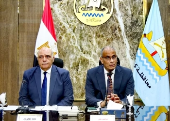 محافظ كفرالشيخ وجه بسرعة حصر المحال العامة غير المرخصة لتوفيق أوضاعها وفقًا للقانون 154 لسنة 2019 29 - جريدة المساء