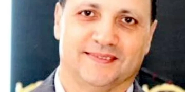 رئيس جامعة كفر الشيخ يهنئ الدكتور محمد كمال سلامة احصوله على عضوية وزمالة الجمعية الأوروبية لأمراض القلب 1 - جريدة المساء