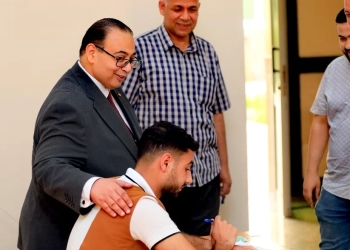 رئيس جامعة كفر الشيخ تفقد أمتحانات كلية الحاسبات والمعلومات 21 - جريدة المساء