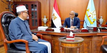 محافظ كفرالشيخ ناقش استعدادات امتحانات الثانوية الأزهرية ويؤكد توفير الأجواء المناسبة للطلاب ودعم العملية التعليمية 1 - جريدة المساء