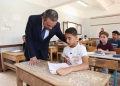 في أول أيام امتحانات الإعدادية..محافظ المنوفية أحال مدير تعليم بركة السبع و مدير مدرسة الشهيد البدري الإعدادية بنات للتحقيق..لسوء حالة النظافة 21 - جريدة المساء
