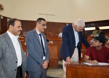 «القاصد» يتفقد لجان امتحانات "الترم الثاني" بعلوم المنوفية 25 - جريدة المساء
