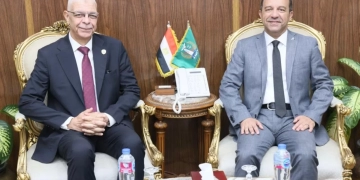عقب تهنئته بالعيد القومى..محافظ المنوفية و رئيس الجامعة يبحثان سبل تعزيز التعاون المشترك و تحقيق التنمية المستدامة 1 - جريدة المساء