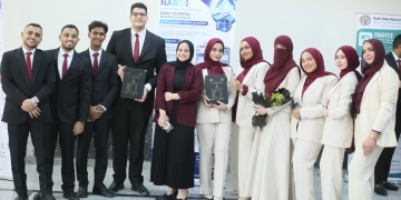 طلاب جنوب الوادي الأهلية يطورون نظام «NABD» لإدارة المستشفيات بالذكاء الاصطناعي 2 - جريدة المساء طلاب جنوب الوادي الأهلية يطورون نظام «NABD» لإدارة المستشفيات بالذكاء الاصطناعي 1 - جريدة المساء