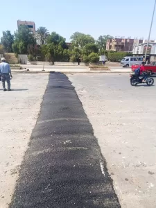 استجابةً لشكاوى المواطنين.. محافظة الجيزة تُنشئ مطبات صناعية بالطريق الأبيض ـ محور شريف إسماعيل 21 - جريدة المساء