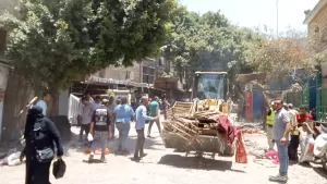 محافظة الجيزة: فض سوق جمال عبد الناصر بالمنيرة الغربية ونقل الباعة إلى آخر حضاري بسور السكة الحديد 25 - جريدة المساء محافظة الجيزة: فض سوق جمال عبد الناصر بالمنيرة الغربية ونقل الباعة إلى آخر حضاري بسور السكة الحديد 24 - جريدة المساء