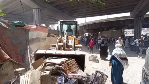 محافظة الجيزة: فض سوق جمال عبد الناصر بالمنيرة الغربية ونقل الباعة إلى آخر حضاري بسور السكة الحديد 35 - جريدة المساء محافظة الجيزة: فض سوق جمال عبد الناصر بالمنيرة الغربية ونقل الباعة إلى آخر حضاري بسور السكة الحديد 34 - جريدة المساء