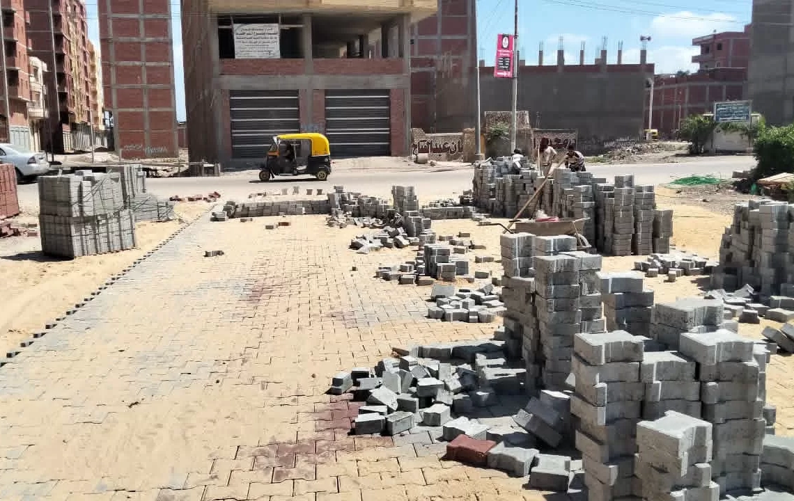 محافظ كفرالشيخ تابع أعمال تركيب بلاط الإنترلوك بالمدخل الشرقي لمدينة سيدي سالم ضمن مشروعات الخطة الاستثمارية 19 - جريدة المساء محافظ كفرالشيخ تابع أعمال تركيب بلاط الإنترلوك بالمدخل الشرقي لمدينة سيدي سالم ضمن مشروعات الخطة الاستثمارية 18 - جريدة المساء