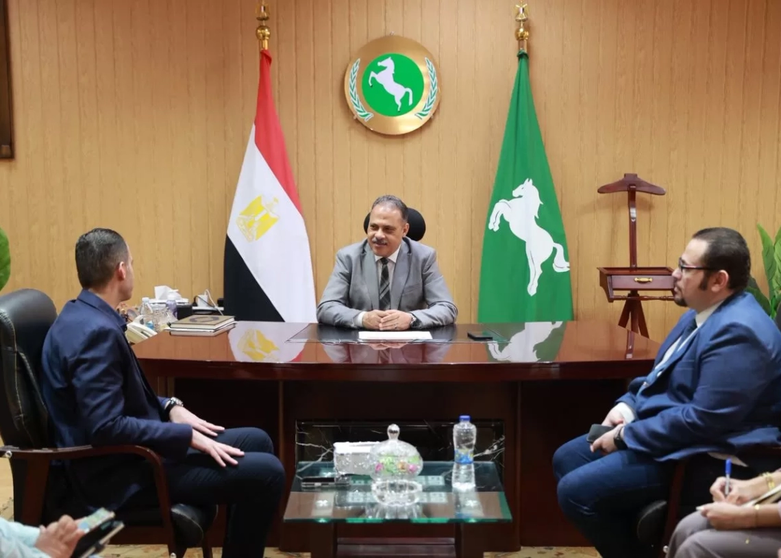 نائب وزير الصحة بحث مع محافظ الشرقية خطط تطوير المنشآت الصحية ومتابعة المشروعات الجارية 16 - جريدة المساء