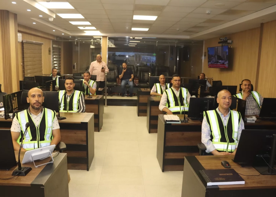 السكرتير العام ببني سويف يتابع جاهزية المعدات الخاصة بالخدمات والمرافق ضمن الاستعدادات المستمرة لمواجهة الأزمات والطوارئ 19 - جريدة المساء