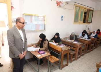 في أول أيام امتحانات الثانوية العامة.. محافظ المنيا يتفقد عددًا من اللجان 25 - جريدة المساء