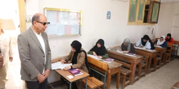 في أول أيام امتحانات الثانوية العامة.. محافظ المنيا يتفقد عددًا من اللجان 2 - جريدة المساء في أول أيام امتحانات الثانوية العامة.. محافظ المنيا يتفقد عددًا من اللجان 1 - جريدة المساء