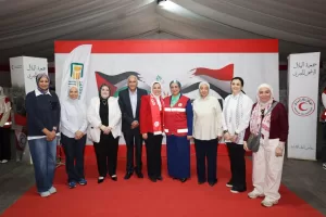 أمل عمار تشارك في إطلاق قافلة الهلال الأحمر لدعم المرأة الفلسطينية 24 - جريدة المساء