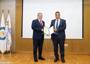 الهيئة المصرية العامة للمواصفات تمنح الشركة المصرية لإنتاج الإيثيلين ومشتقاته "إيثيدكو" شهادة التحقق من تقرير البصمة المائية 27 - جريدة المساء