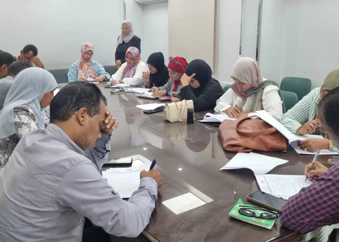 محافظ أسوان يتابع جهود تأهيل الكوادر المحلية وإختيار المرشحين للبرامج التدريبية بسقارة 19 - جريدة المساء