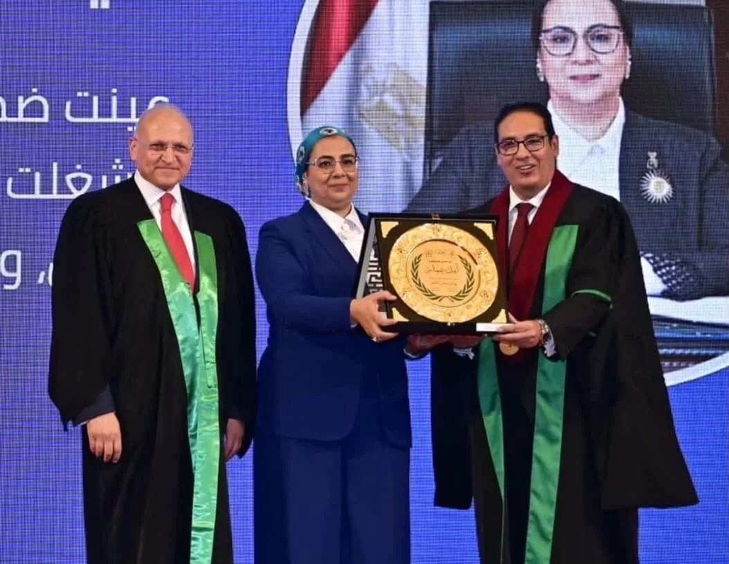 تقديرا لمسيرتها القضائية..حقوق القاهرة تكرم المستشارة أمل عمار 18 - جريدة المساء