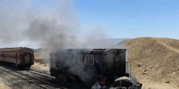 تقديم المساعدات العاجلة لأسر ضحايا حادث تصادم قطار السويس بسيارة ملاكي 2 - جريدة المساء تقديم المساعدات العاجلة لأسر ضحايا حادث تصادم قطار السويس بسيارة ملاكي 1 - جريدة المساء
