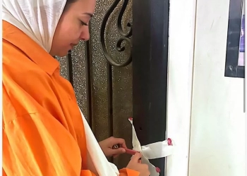 حاصل علي "دبلوم زخرفة" ويدير عيادة تجميل و ليزر 25 - جريدة المساء