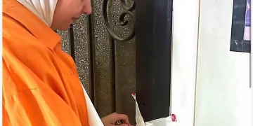 حاصل علي "دبلوم زخرفة" ويدير عيادة تجميل و ليزر 1 - جريدة المساء