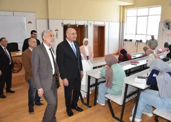 رئيس جامعة مدينة السادات يتفقد امتحانات الجامعة الأهلية ويؤكد علي توفير بيئة أكاديمية متكاملة 19 - جريدة المساء