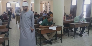 مدير الدعوة والمراكز الثقافية يتفقد اختبارات المركز الثقافي الإسلامي بالمنيا 1 - جريدة المساء