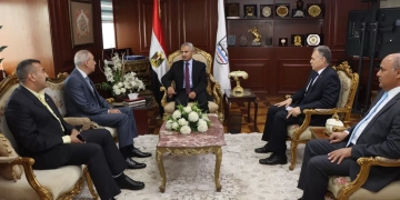 محافظ بني سويف يستقبل السفير علاء يوسف رئيس الهيئة العامة للاستعلامات 1 - جريدة المساء