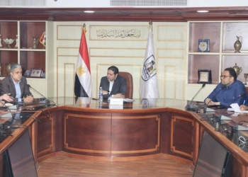 نائب محافظ بني سويف يعقد اجتماعا لمتابعة سير العمل بمشروع المركز الخدمي المُتكامل للنباتات الطبية والعطرية بسمسطا 31 - جريدة المساء