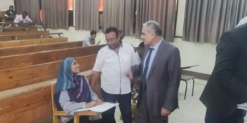 رئيس جامعة أسوان يتابع امتحانات معهد البحوث والدراسات الإفريقية ودول حوض النيل 1 - جريدة المساء
