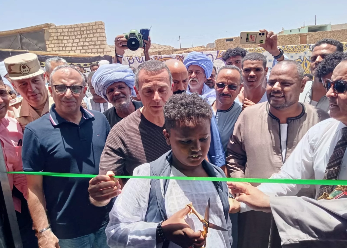 أسوان: المحافظ يفتتح مسجد شهداء بدر بنجع الشطب بسلوا بحرى 18 - جريدة المساء