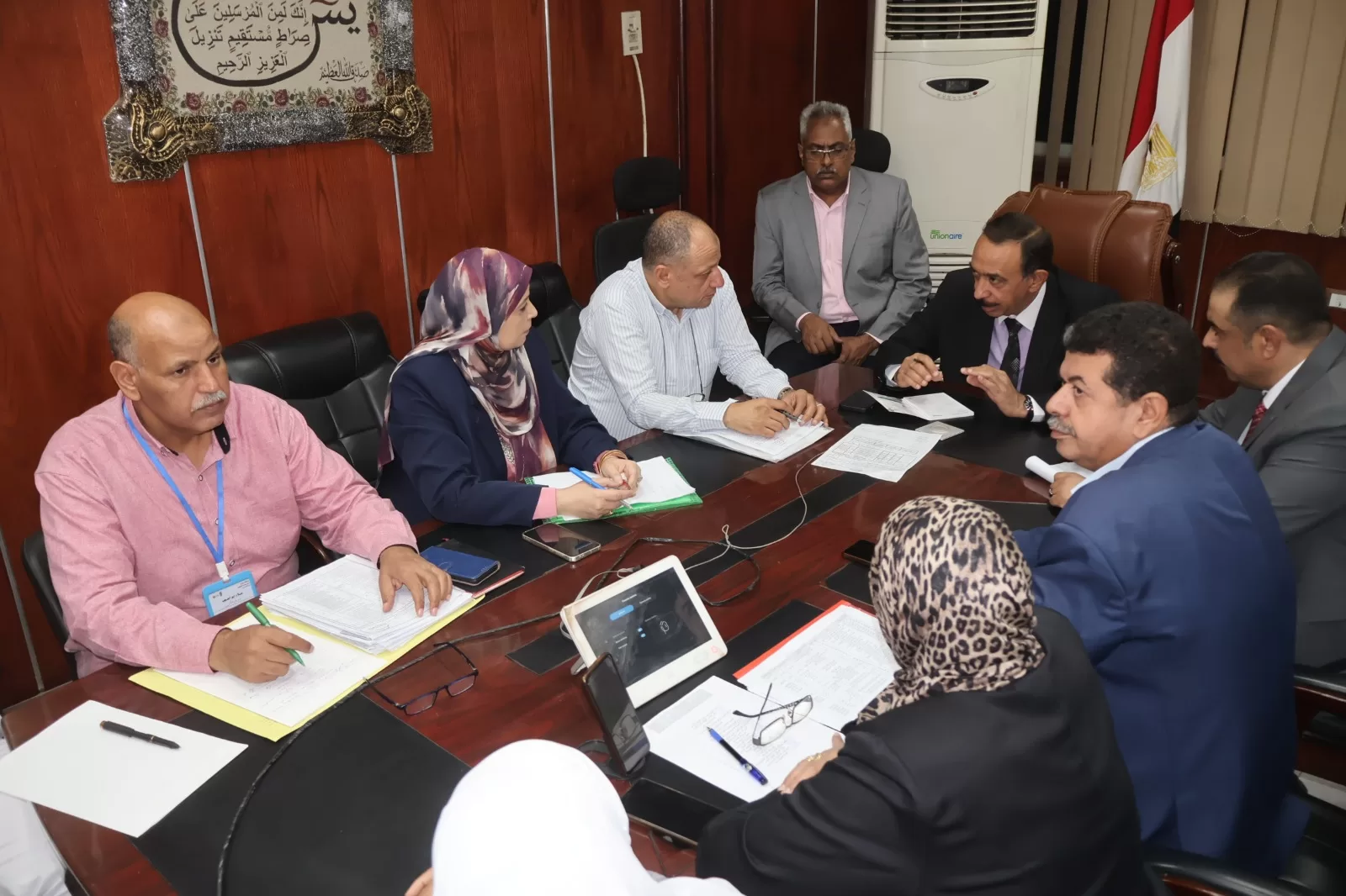 بالتزامن مع انطلاق ماراثون الثانوية العامة...محافظ سوهاج يتفقد غرفة العمليات الرئيسية 19 - جريدة المساء