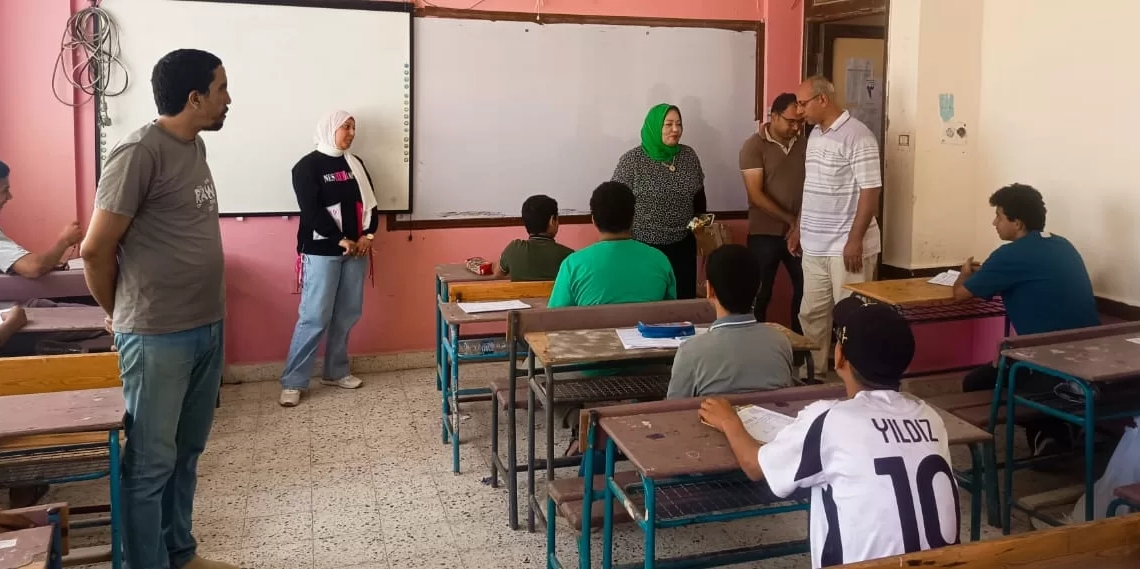هدوء وانضباط في ختام امتحانات الإعدادية بجنوب سيناء.. وجولة ميدانية موسعة لمتابعة اللجان 20 - جريدة المساء هدوء وانضباط في ختام امتحانات الإعدادية بجنوب سيناء.. وجولة ميدانية موسعة لمتابعة اللجان 19 - جريدة المساء