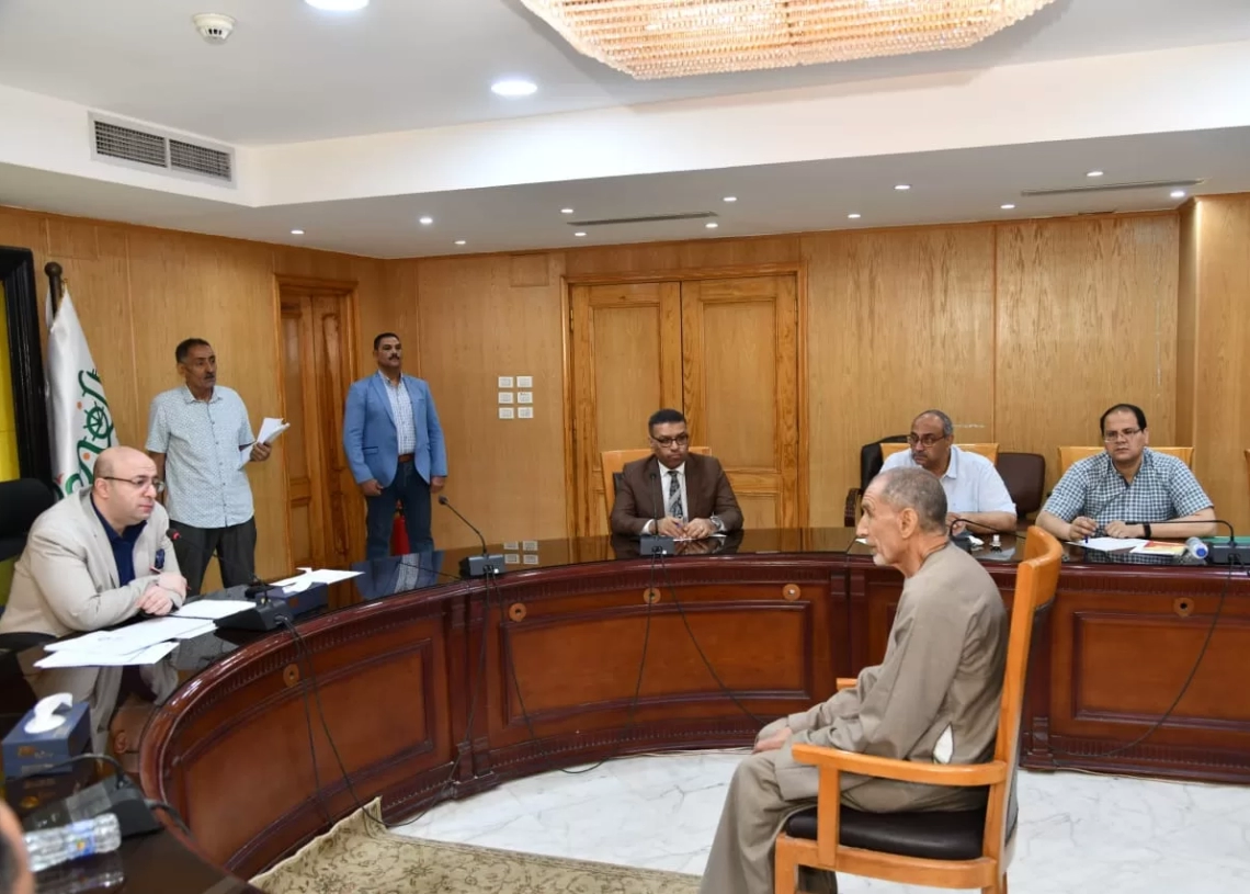 محافظ الفيوم يوجه بتوفير العلاج اللازم لمسن يعاني من آلام بالمخ والقلب 19 - جريدة المساء